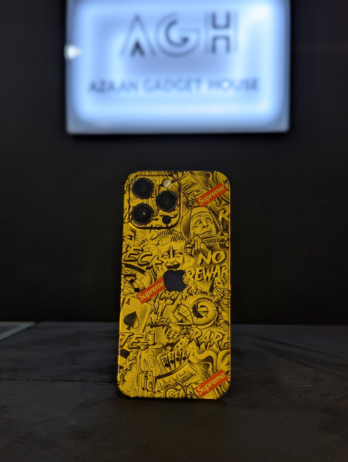 No Reward Gold- 3D Mobile Skin