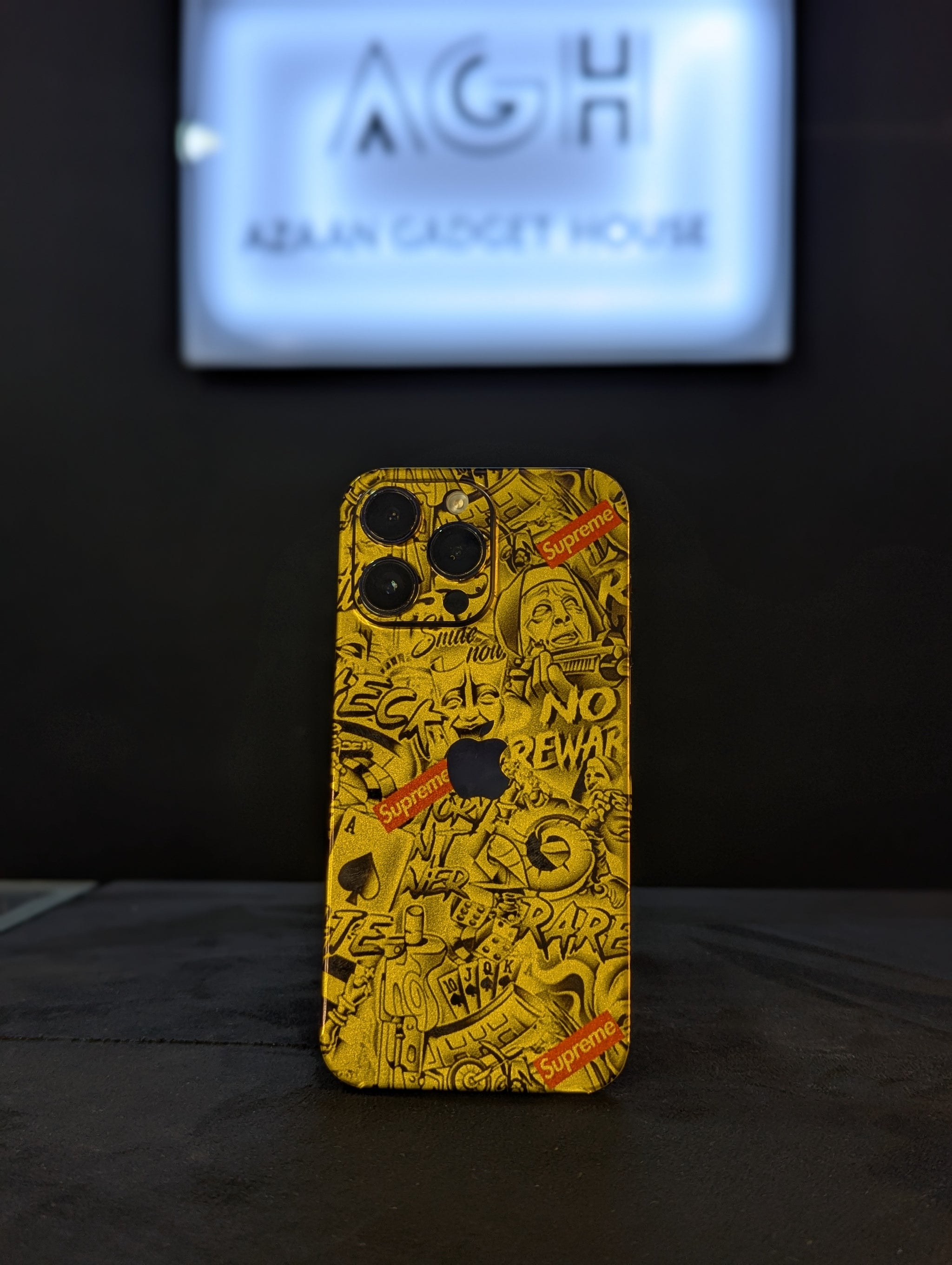 No Reward Gold- 3D Mobile Skin