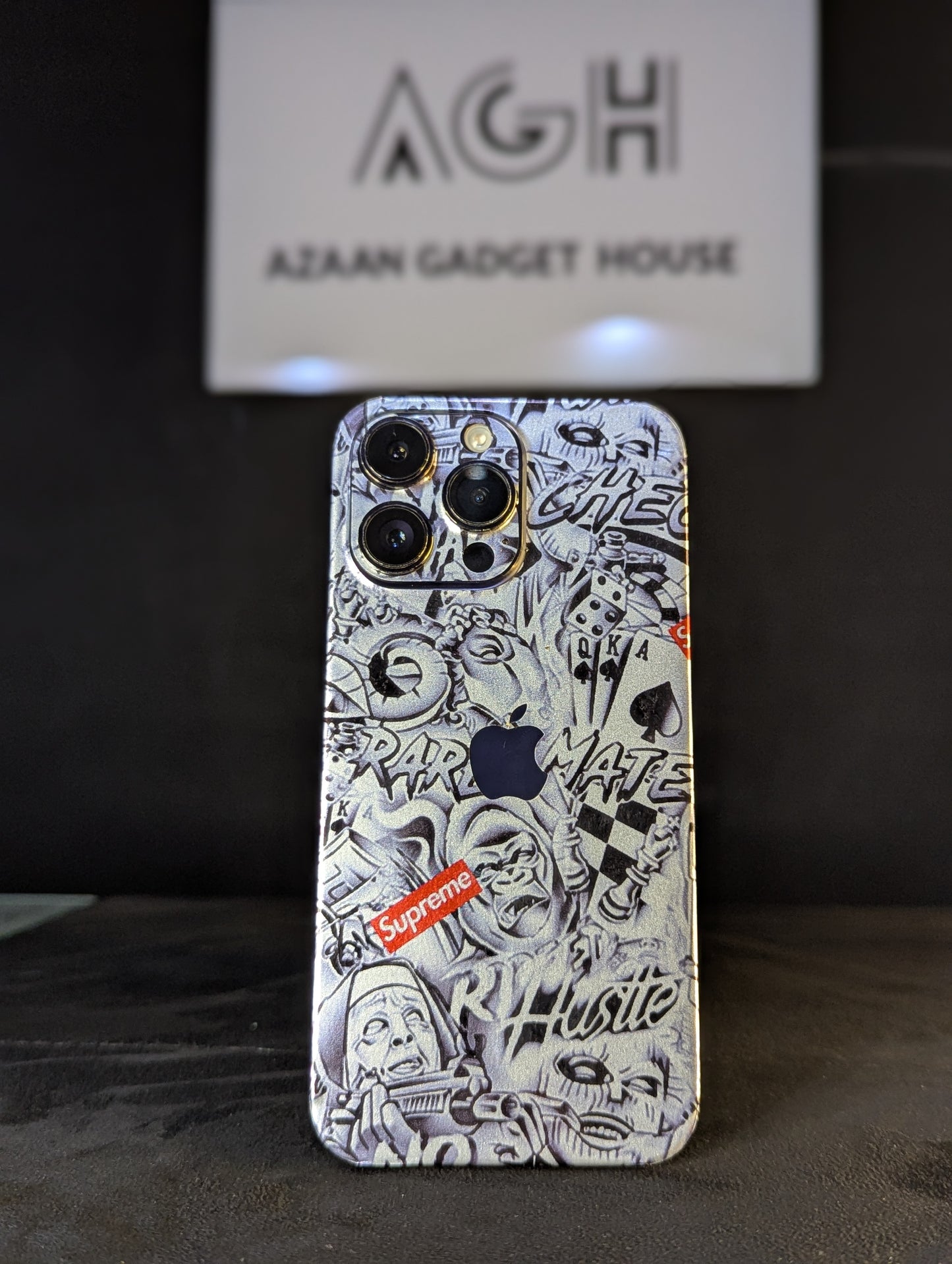 No Reward Silver- 3D Mobile Skin