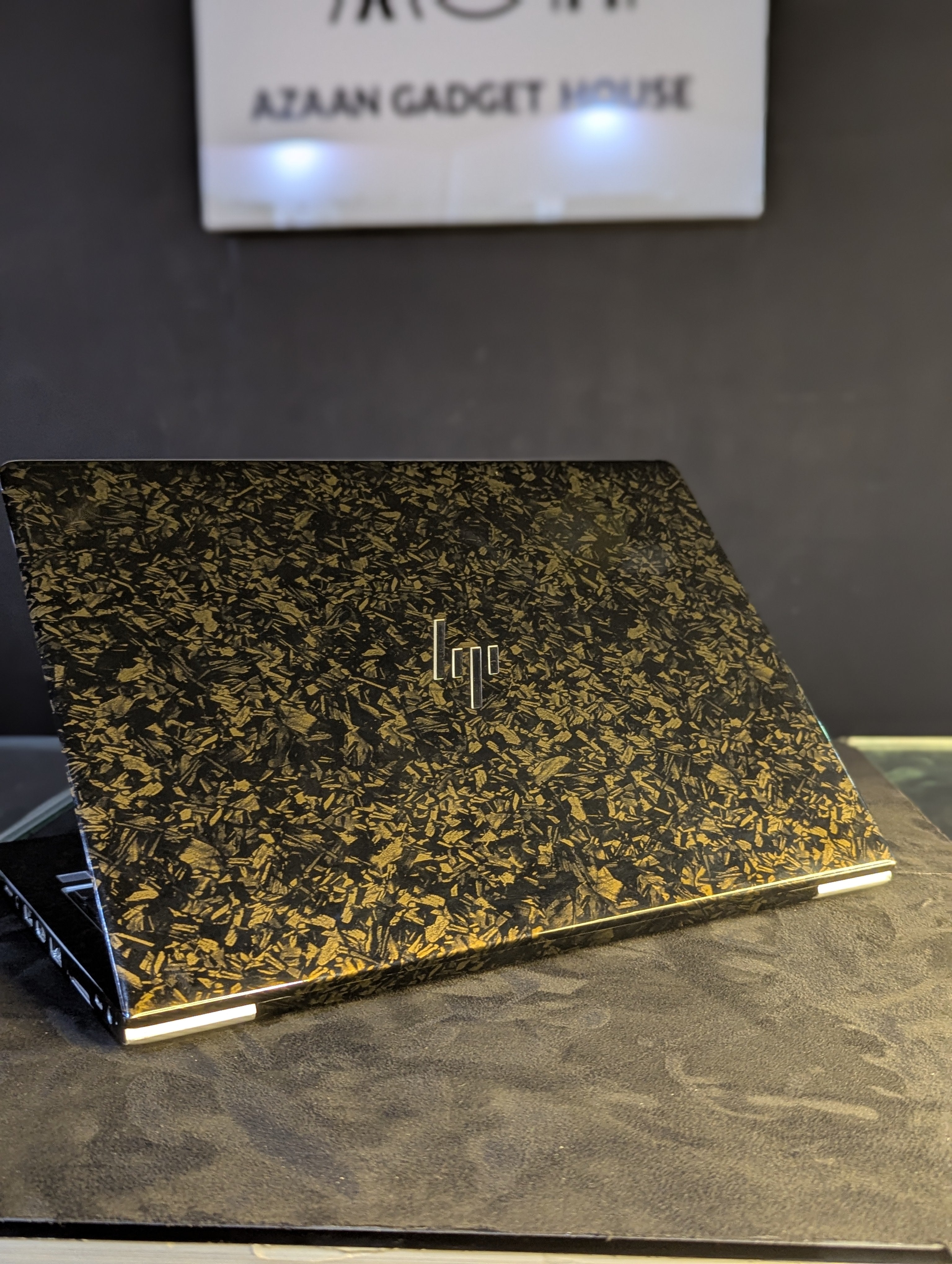 Dark Brown Carbon Fiber - 360 Laptop Skin