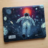 astronaut artwork - Laptop Skin